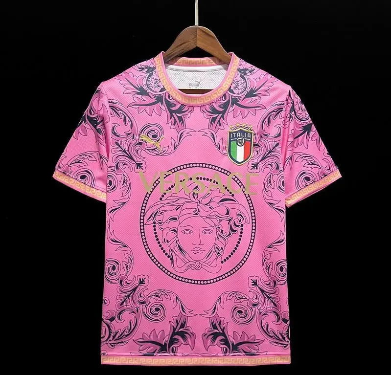 Maillot Italie Versace Édition spéciale « Rose » 2023/2024 YamaFoot