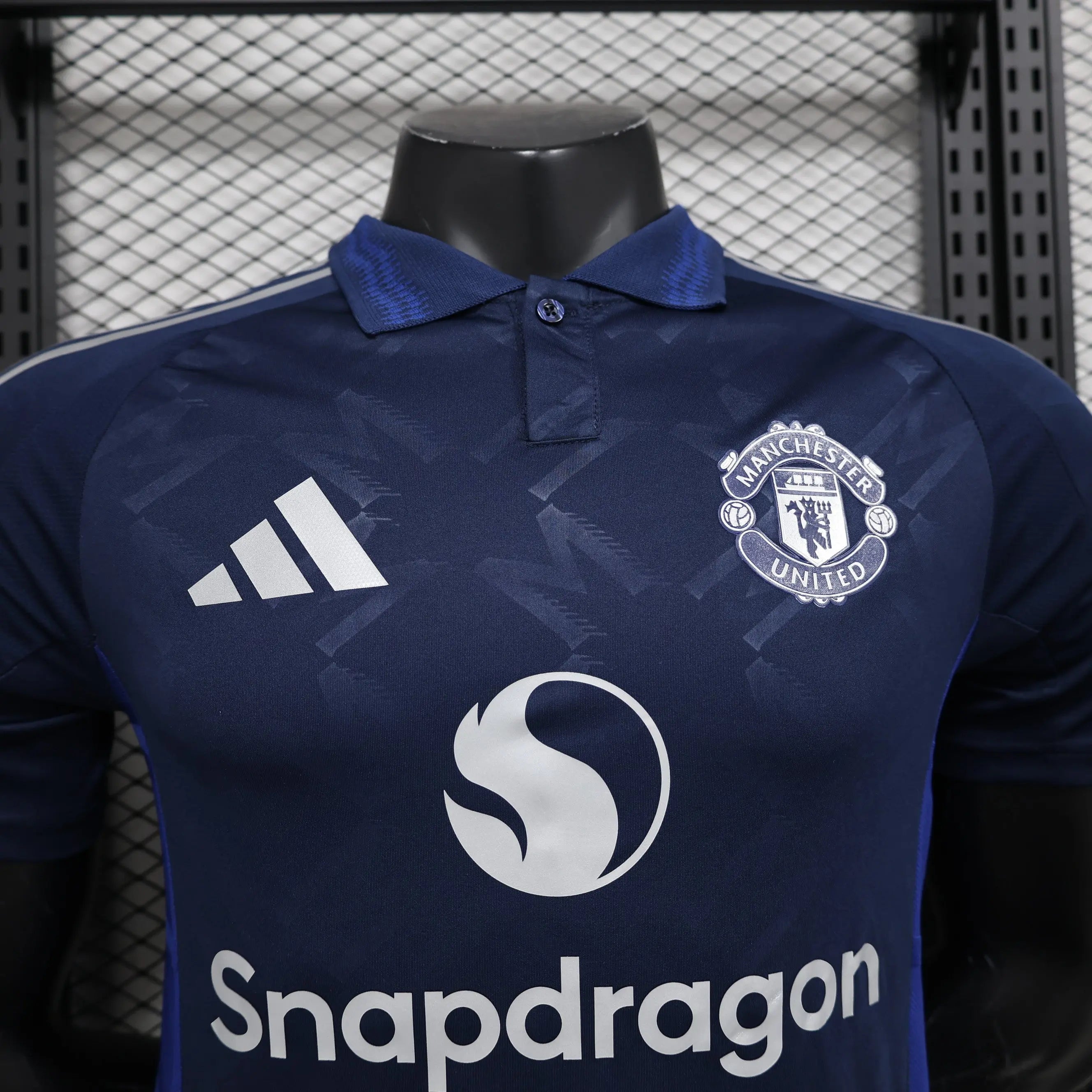 MAILLOT MANCHESTER UNITED EXTERIEUR 2024/2025 Onze Maillots