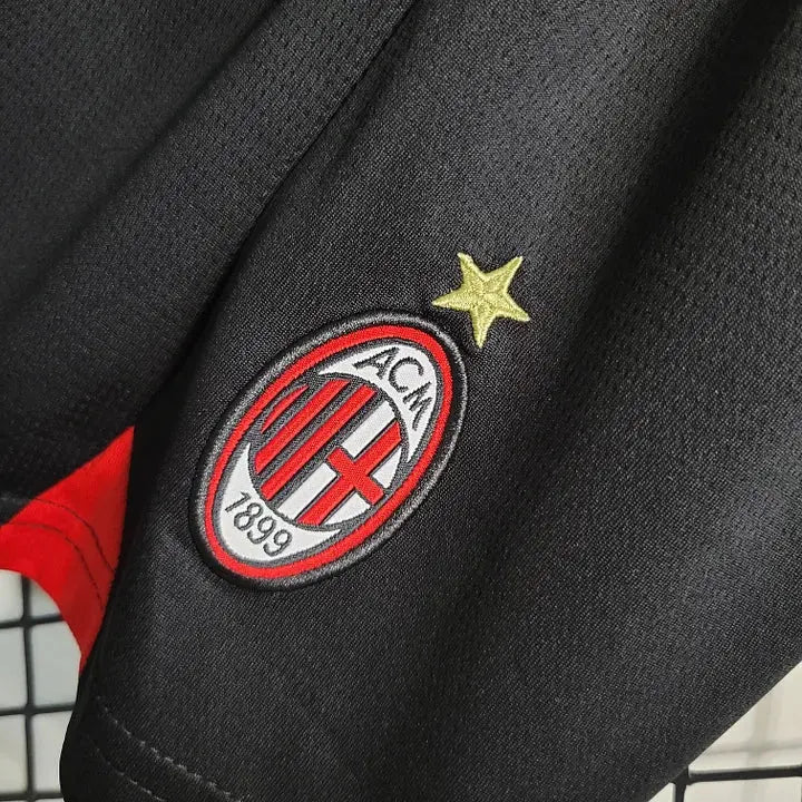 MAILLOT ENFANT AC MILAN DOMICILE 2023/2024 Onze Maillots