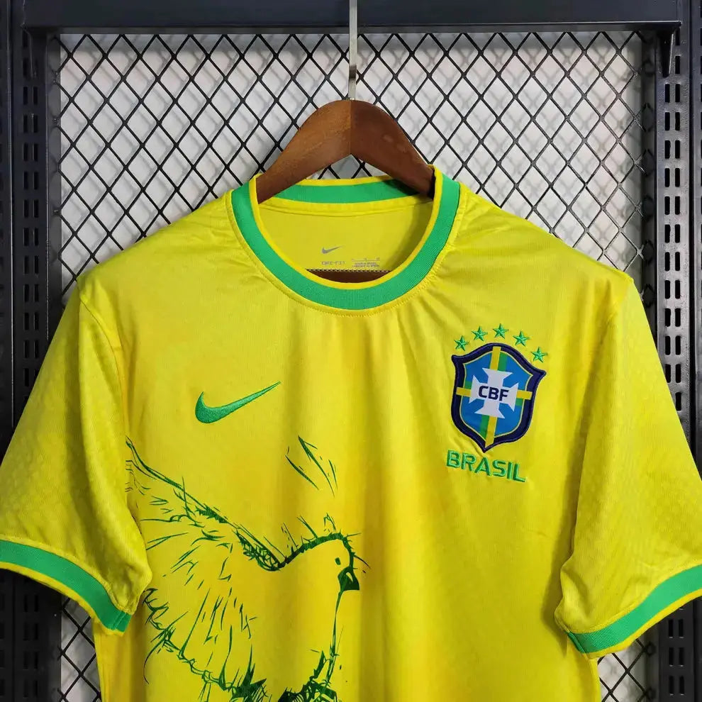 Maillot Brésil/ Brazil Concept « oiseaux jaune » 2024 YamaFoot