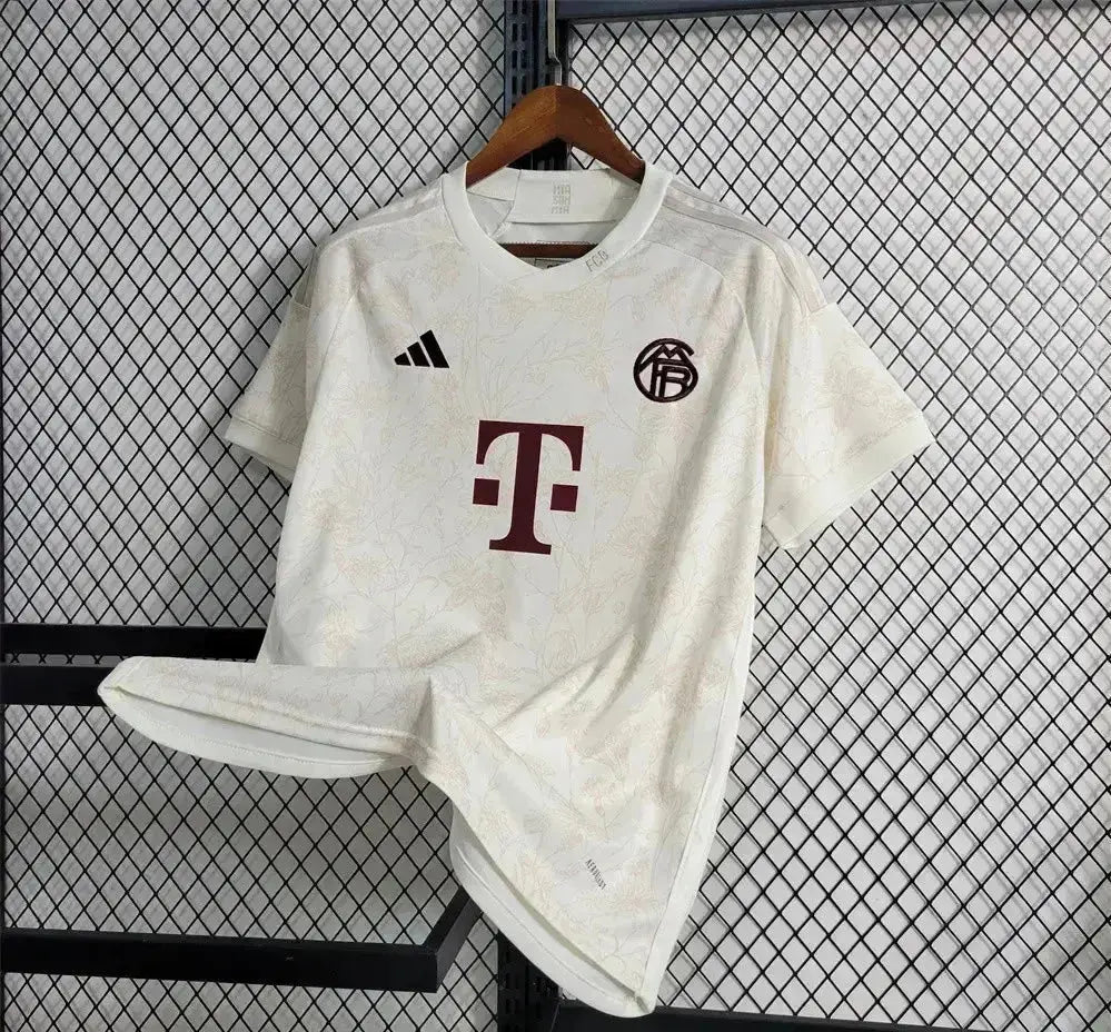 Maillot du Bayern Munich entraînement « blanc » 2023-2024 Yama