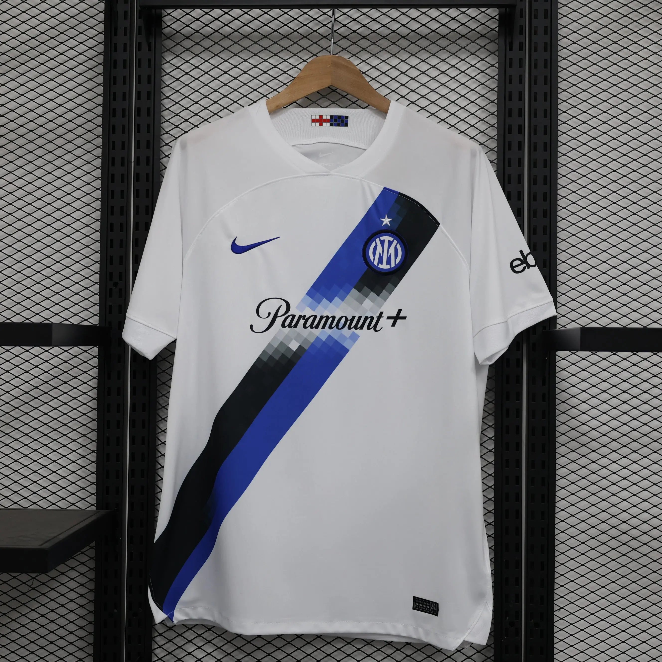 MAILLOT INTER MILAN EXTERIEUR 2023/2024 Onze Maillots