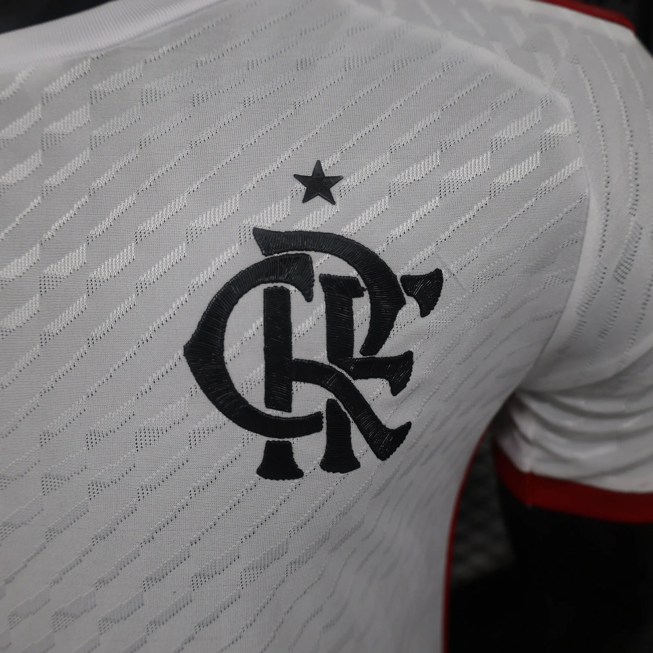 MAILLOT FLAMENGO EXTERIEUR 2024/2025 Onze Maillots